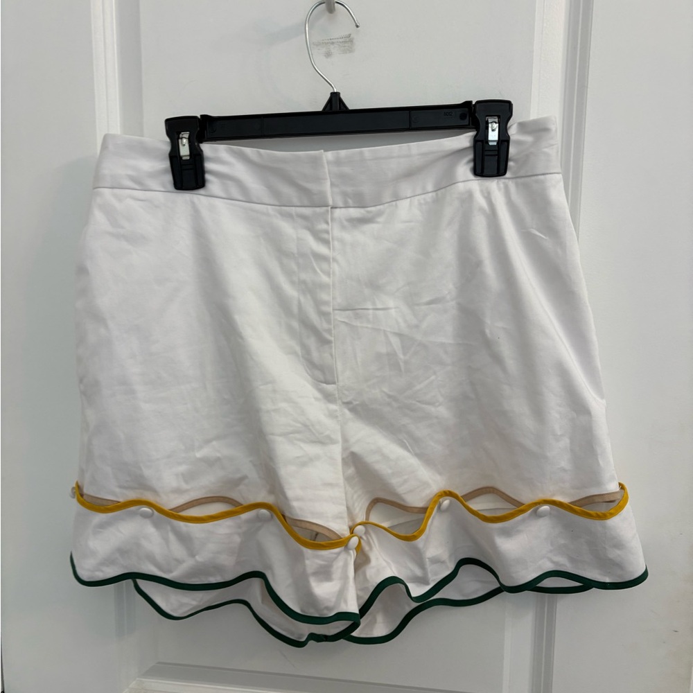 Antonio Melani Stylish White Shorts with Yellow and Green Accents